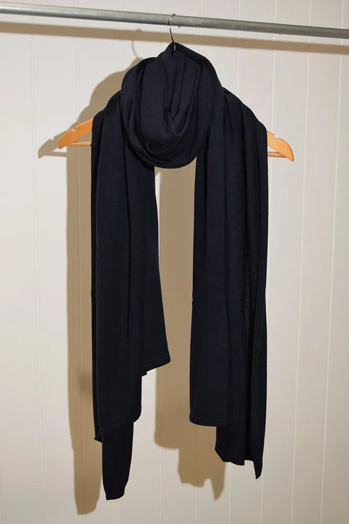 Bamboo & Recycled Cashmere Wool Travel Wrap - Dark Navy