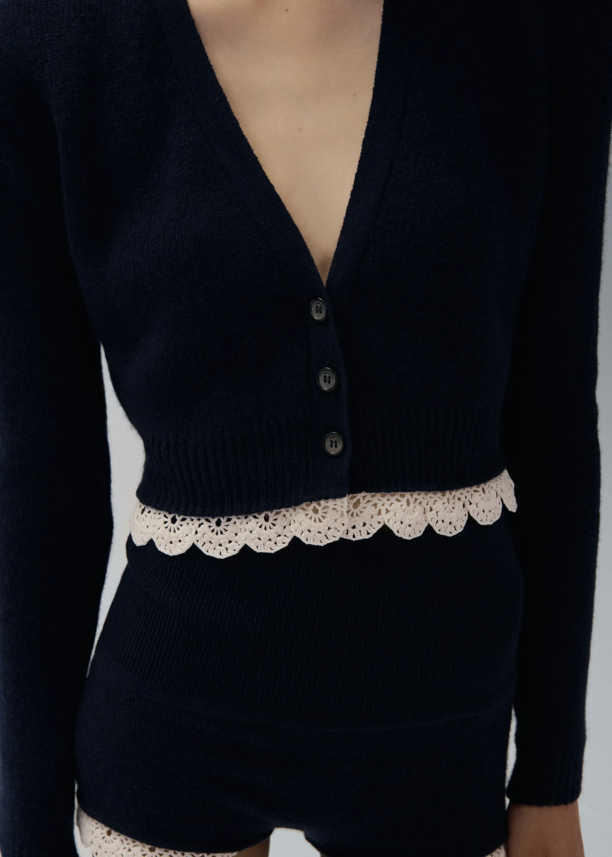 Cashmere knit shorts in navy