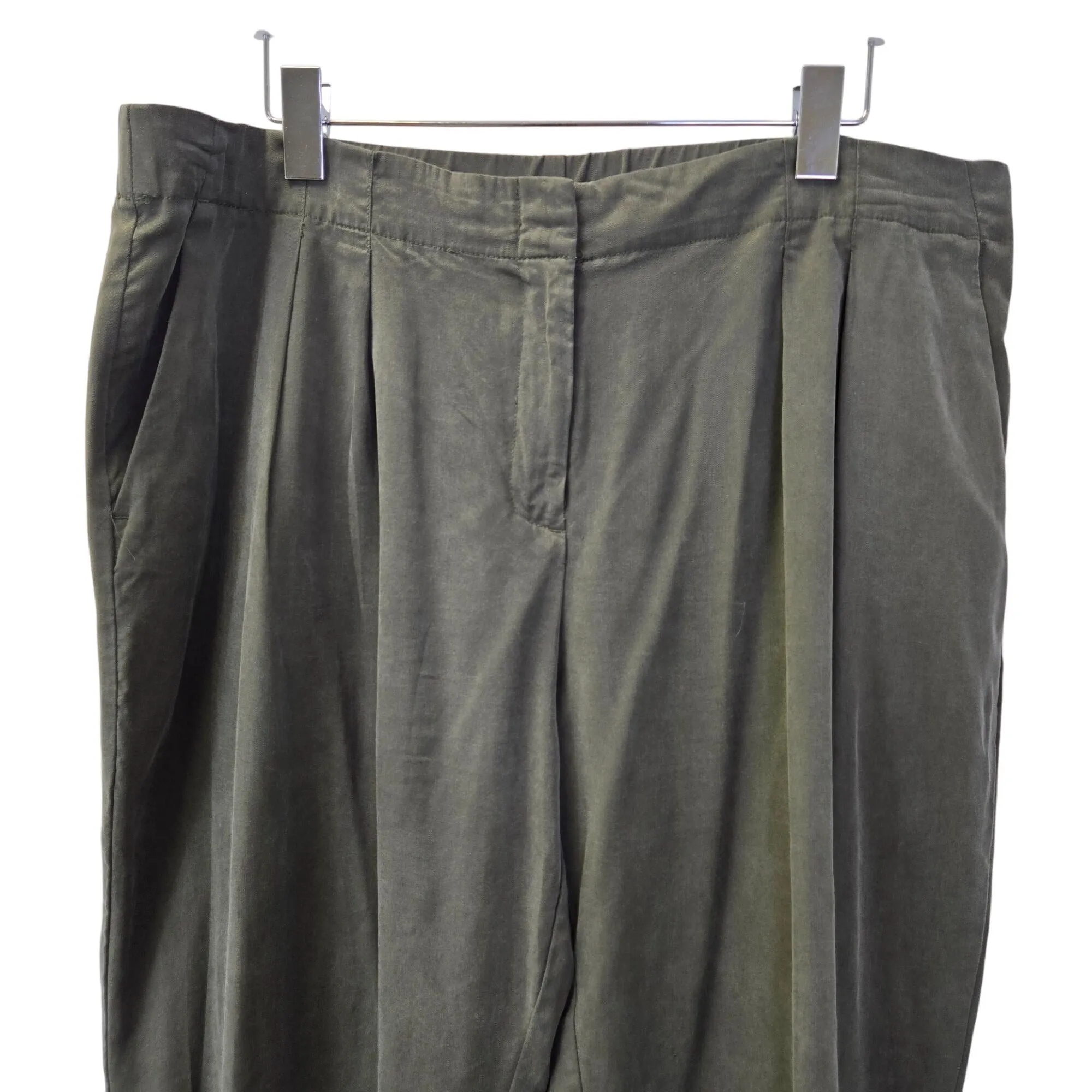 Chico's 100% Tencel Lyocell Cropped Skimmer Pants Size Chico's 2.5/Large