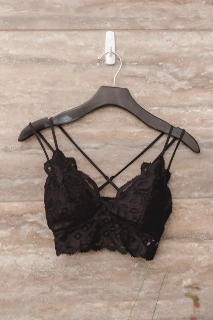 Criss Cross Double Straps Scalloped Flower Crochet Lace Bralette