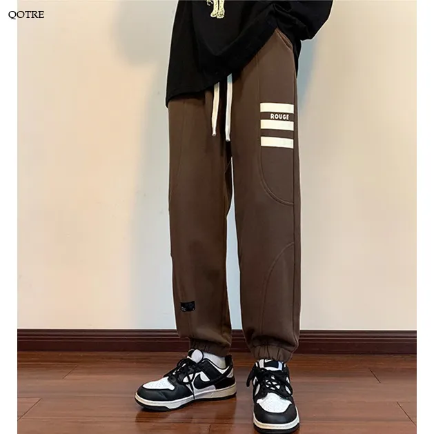 Loose Fit Knitted Tapered Drawstring Sweatpant