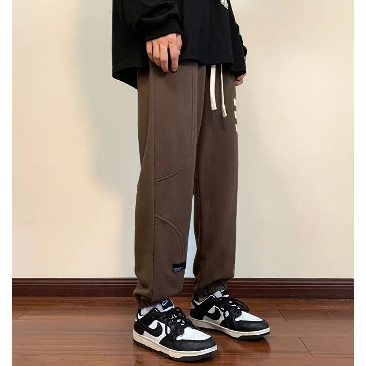 Loose Fit Knitted Tapered Drawstring Sweatpant