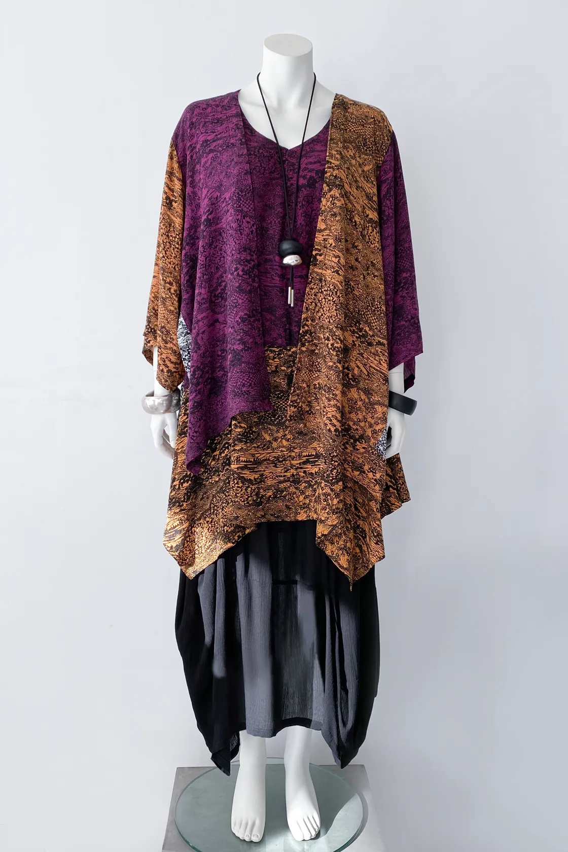 Short Kimono Jacket in Oshima Print Crinkle